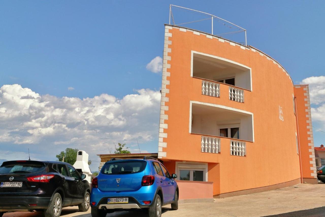 Apartments Vugica Silo Bagian luar foto